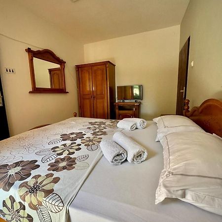 Casa Family Hotel Ulcinj Kültér fotó