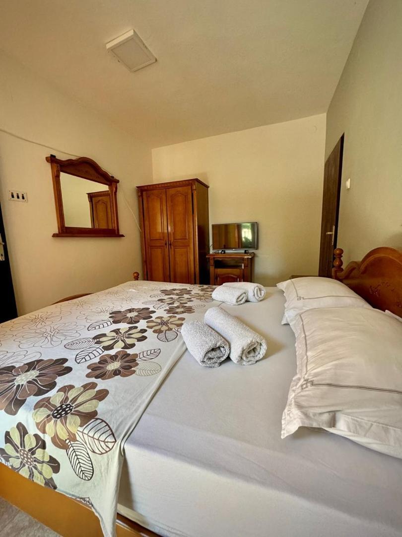 Casa Family Hotel Ulcinj Kültér fotó