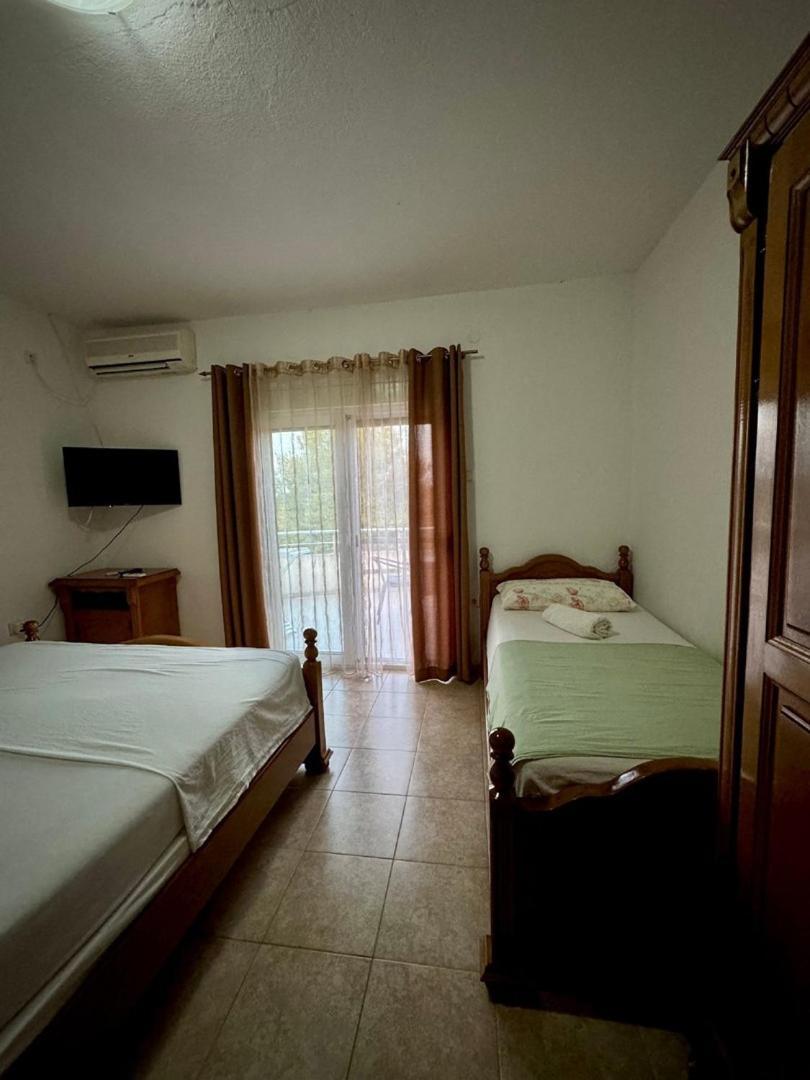Casa Family Hotel Ulcinj Kültér fotó