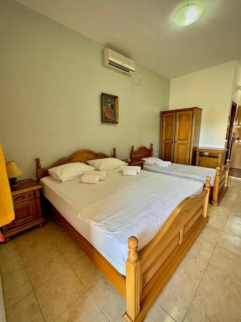 Casa Family Hotel Ulcinj Kültér fotó
