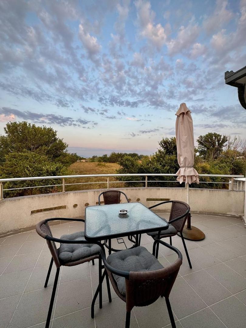 Casa Family Hotel Ulcinj Kültér fotó